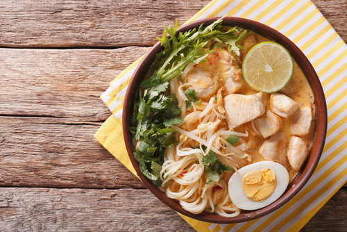 Maláj laksa csirkével